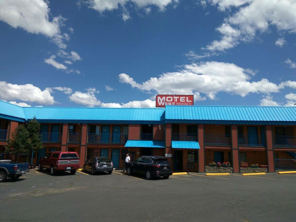 Motel West Bend Buitenkant foto