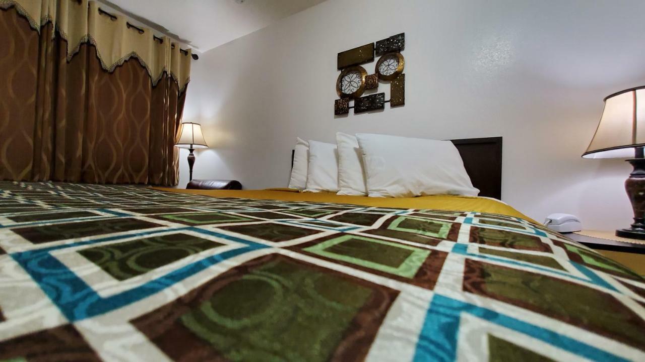 Motel West Bend Buitenkant foto