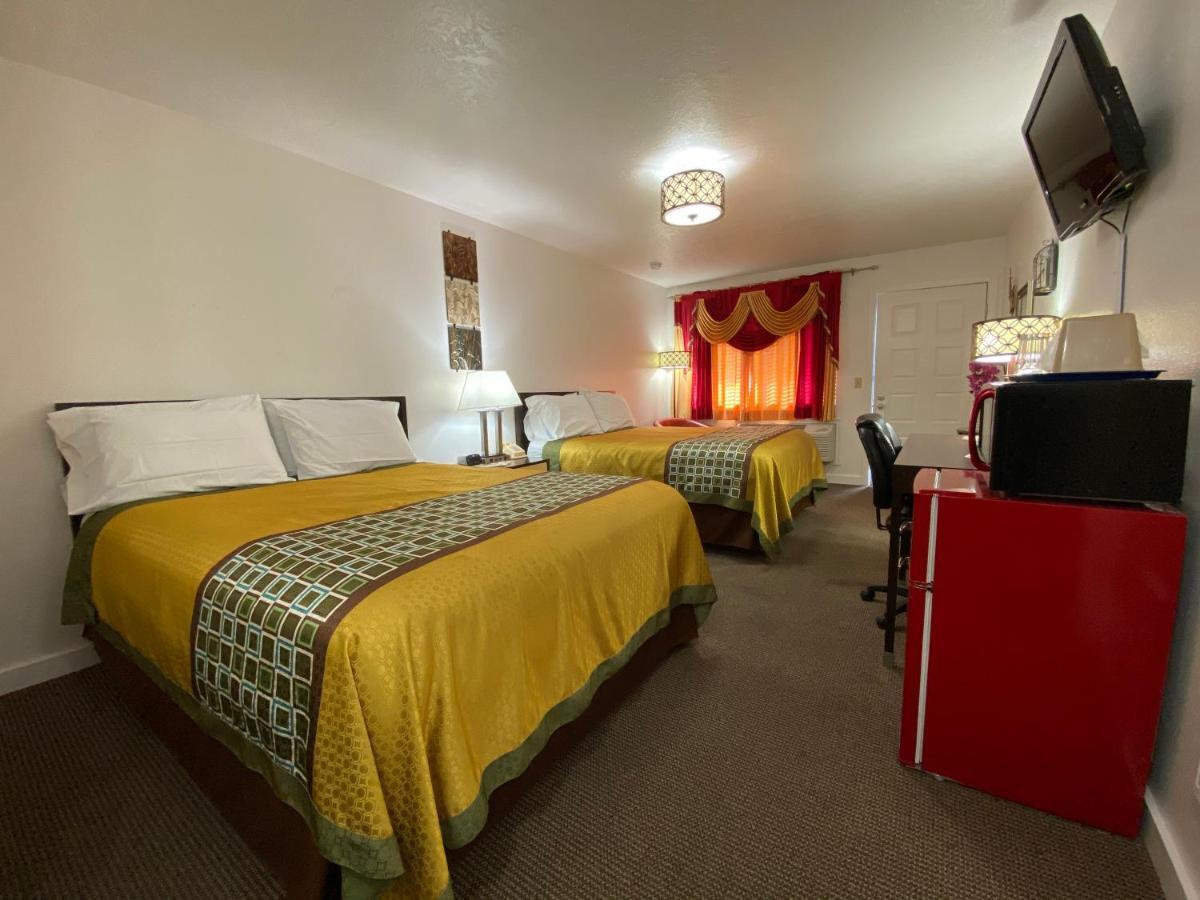 Motel West Bend Buitenkant foto