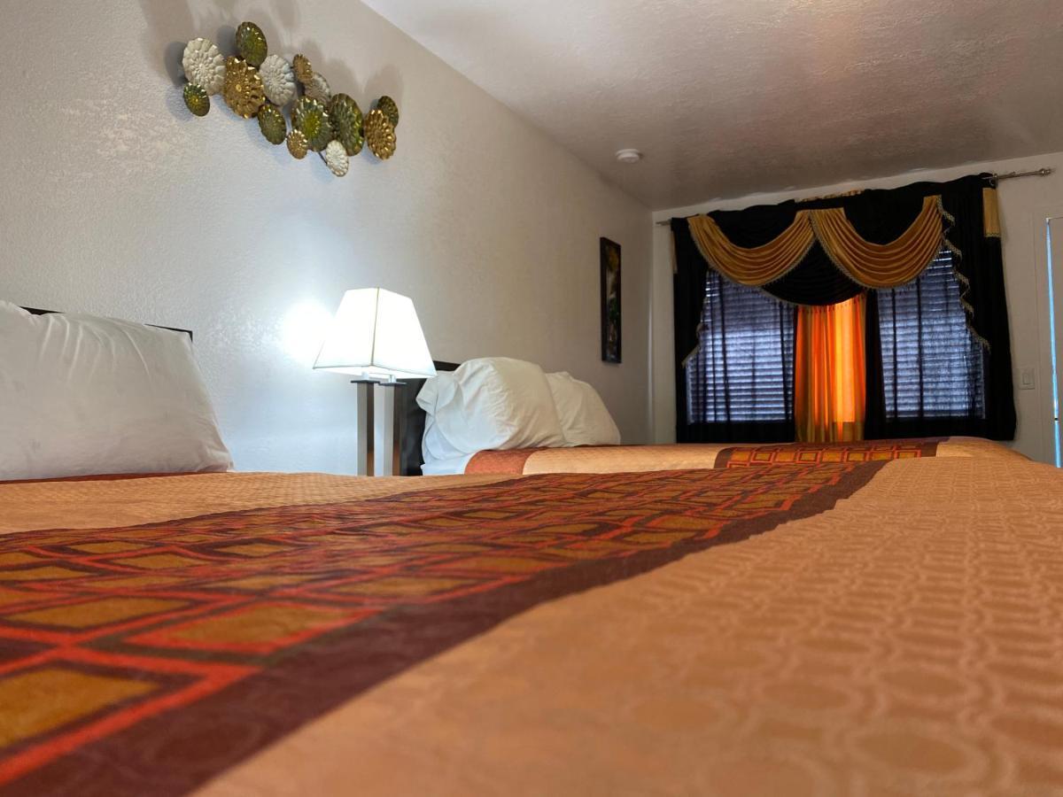 Motel West Bend Buitenkant foto