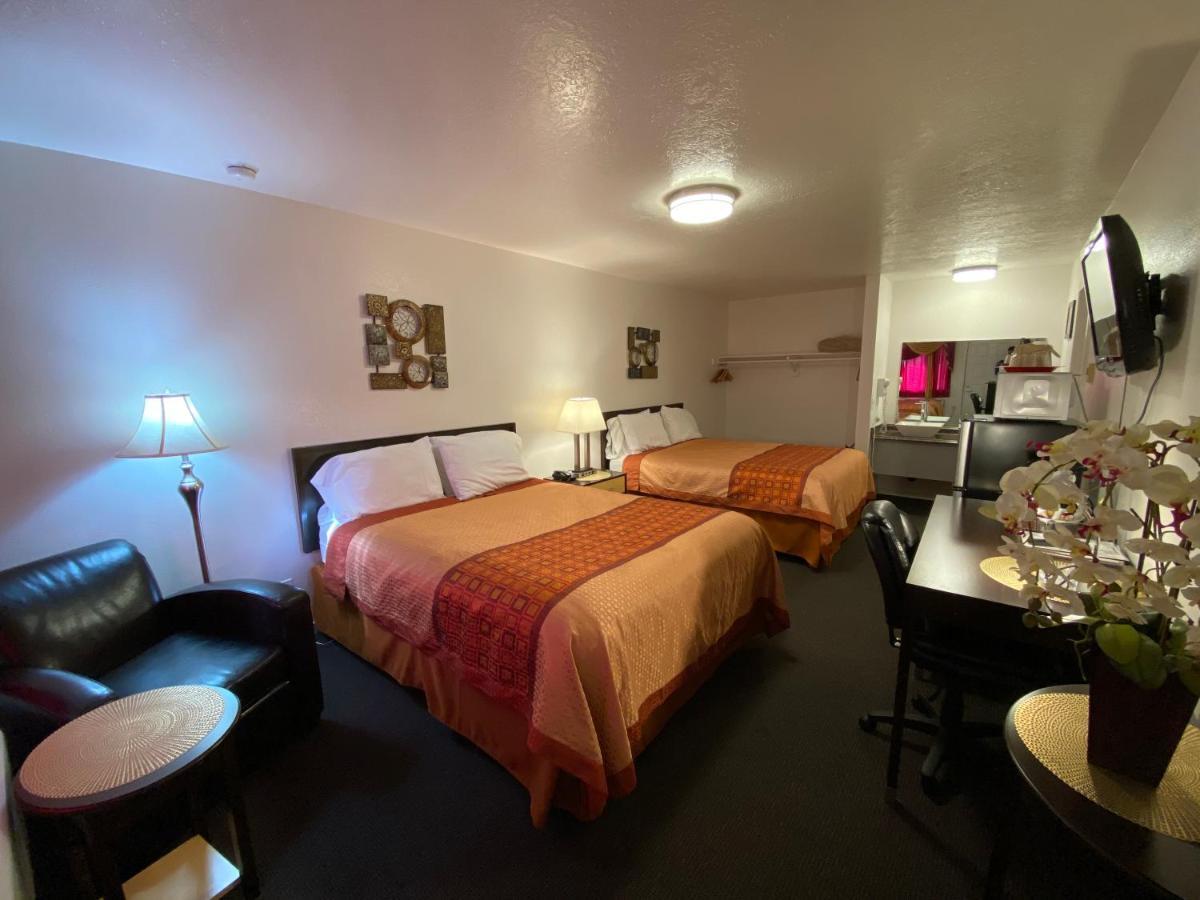 Motel West Bend Buitenkant foto