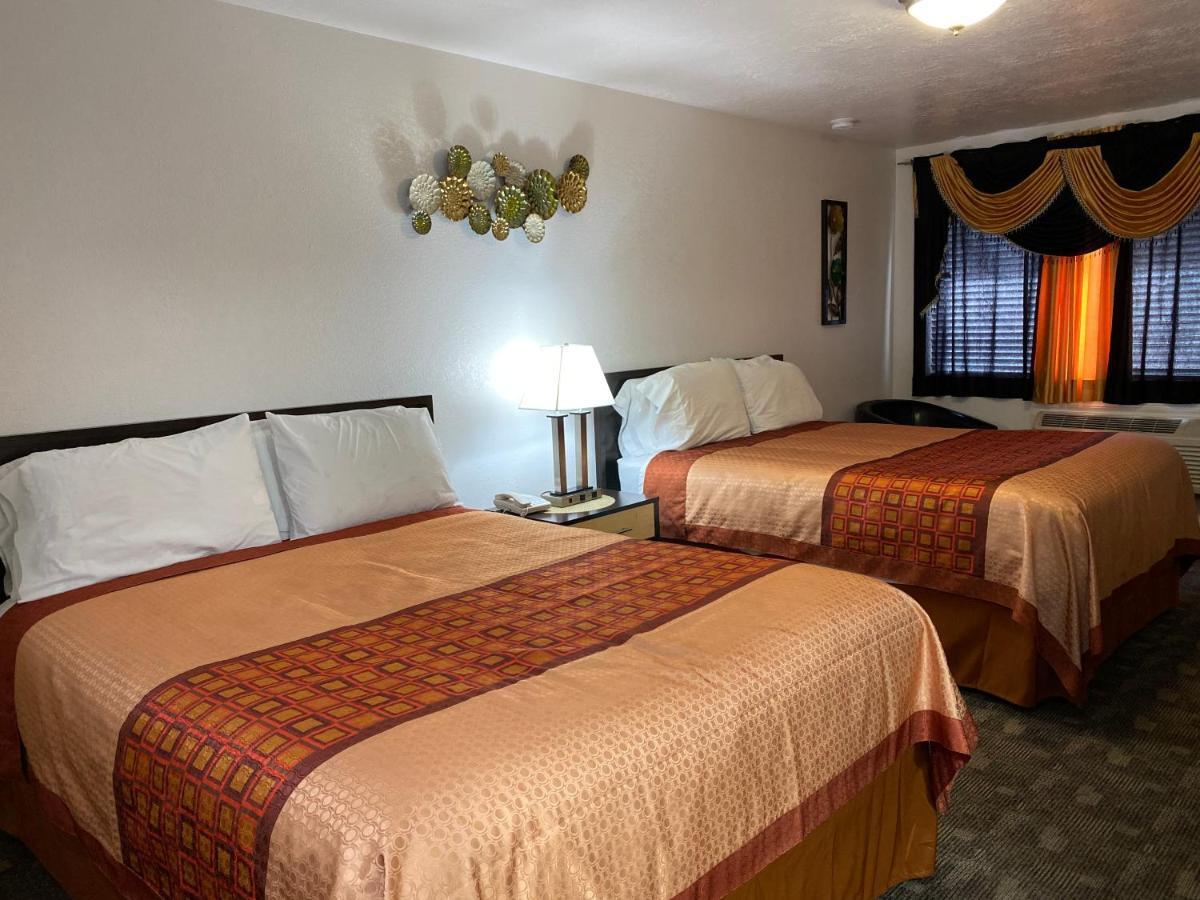 Motel West Bend Buitenkant foto